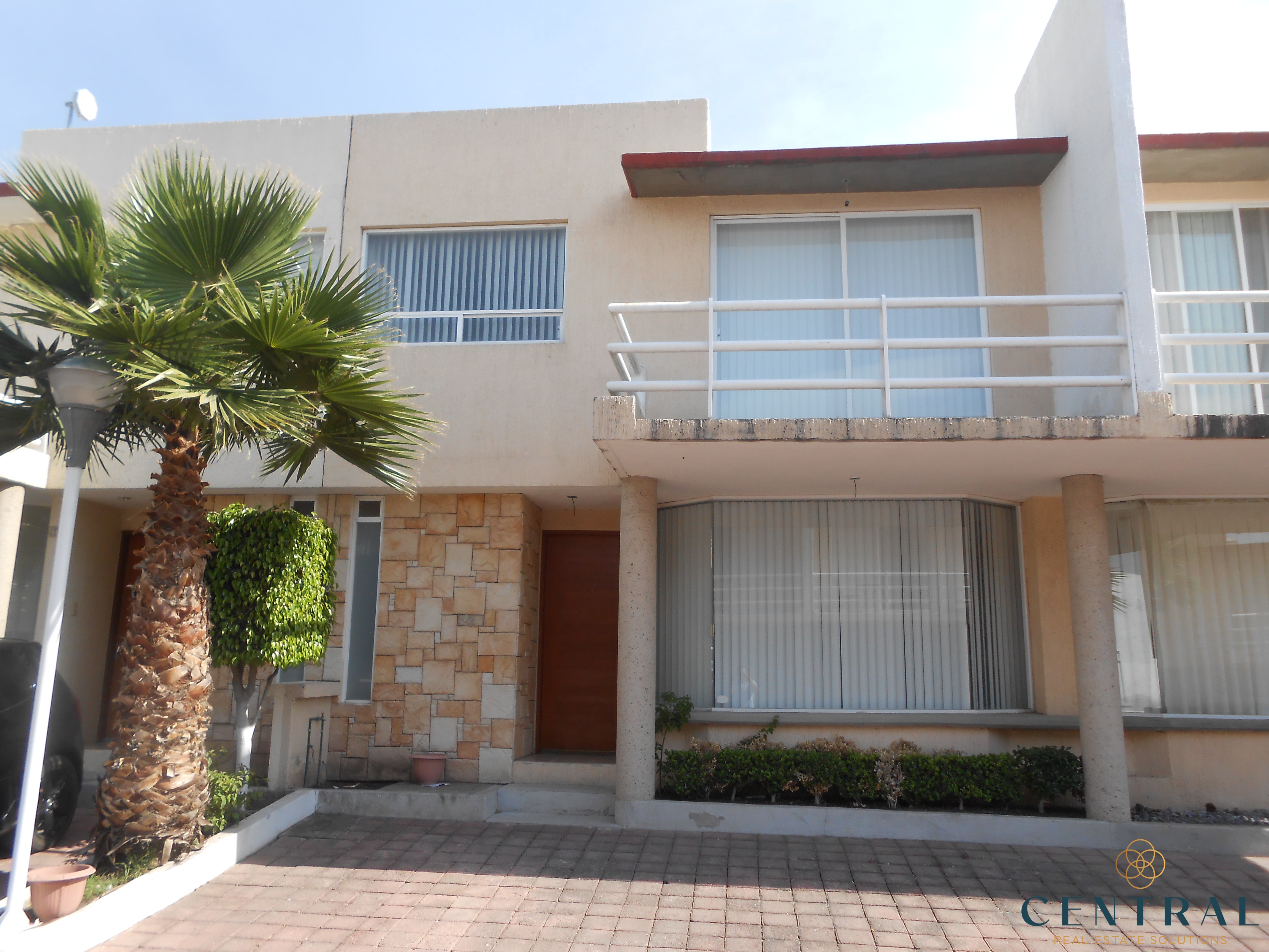 Casa en Renta en Residencial Luz María, Corregidora cerca de Tec-Milenio $11,000 M.N. (Rentada) 